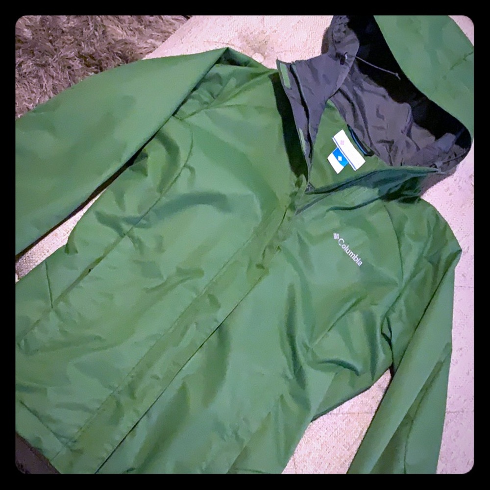 Columbia spring/rain jacket med!